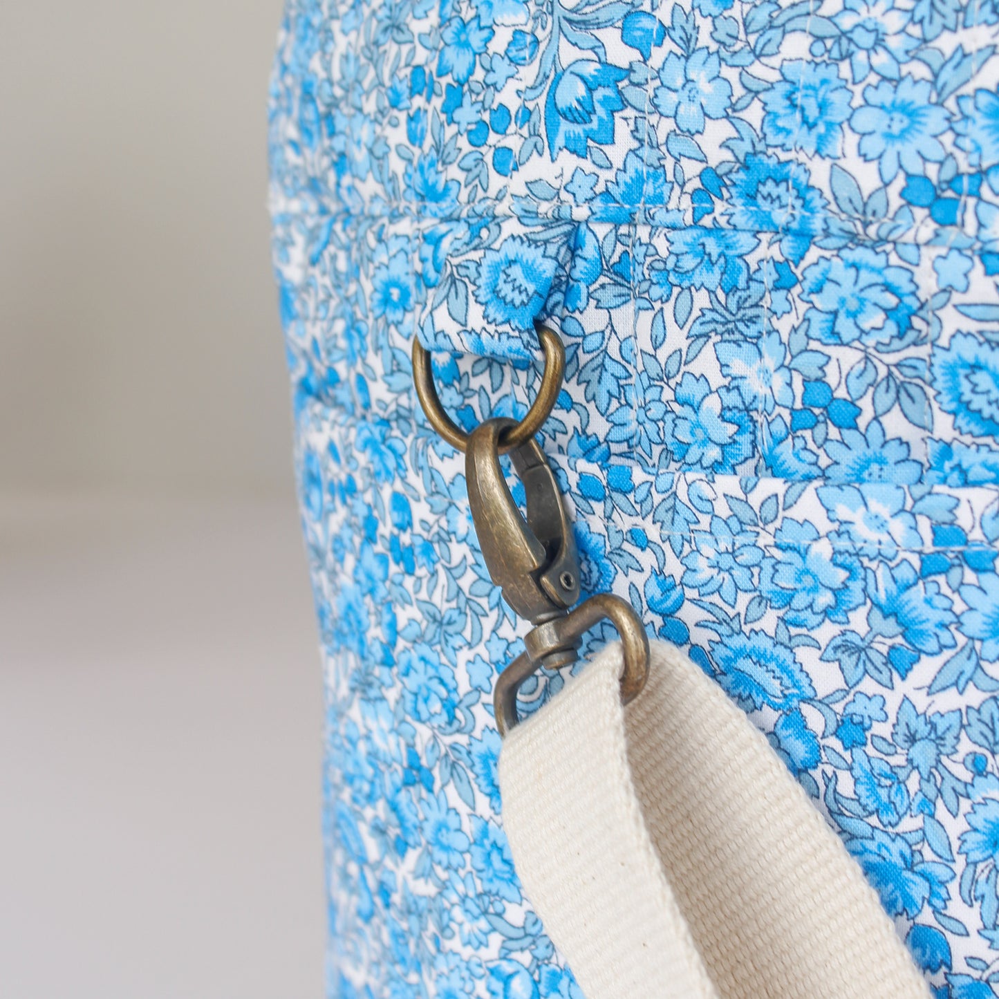 Bluebell quilted duffel bag