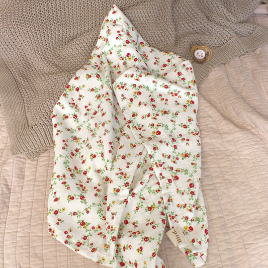 Swaddle blanket - Roses